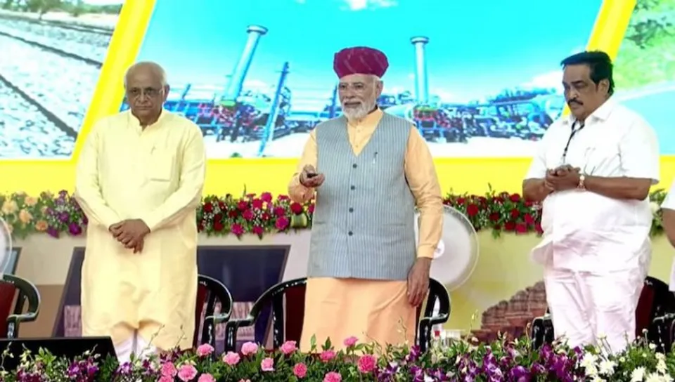 PM Modi declares Modhera in Gujarat as India's first 24x7 solar-powered village