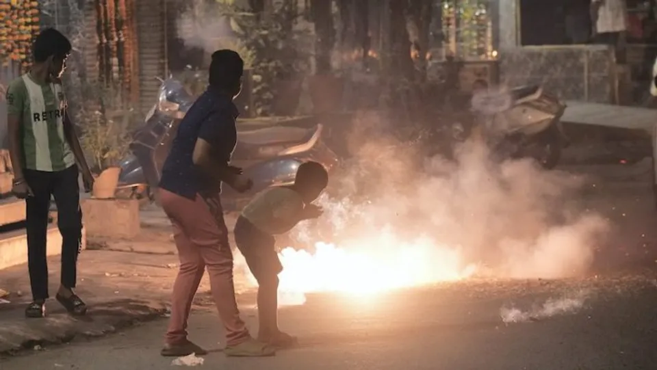 Despite ban, firecrackers burst in many parts of Delhi on Diwali night