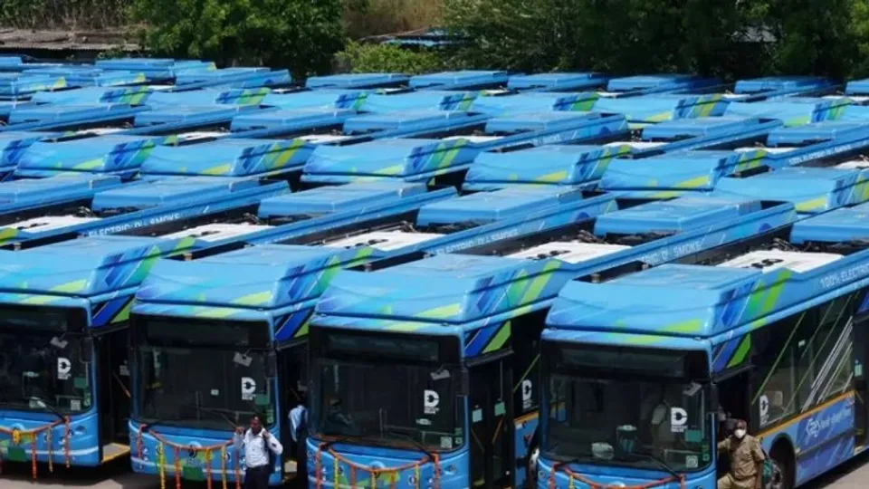 Electric buses in Delhi