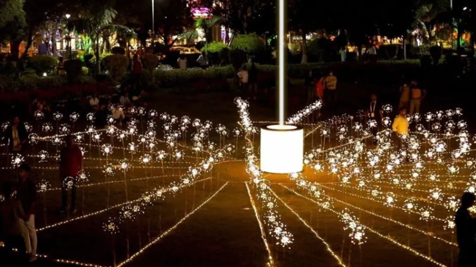 Digital Jyoti lit up at Central park in National capital as tribute to freedom fighters