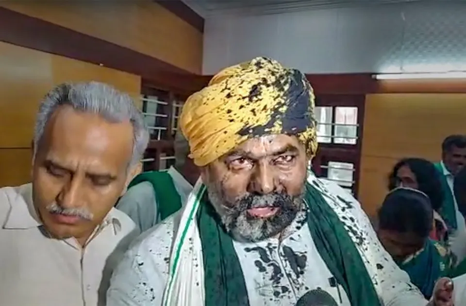 Supporters demand Z-plus security for Rakesh Tikait