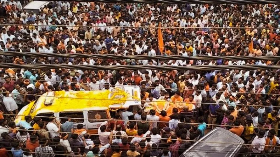 Mortal remains of Bharatiya Janata Party (BJP) Yuva Morcha worker Praveen Nettar, who was allegedly murdered on Tuesday at his hometown, being taken for his last rites, in Bellare, Wednesday