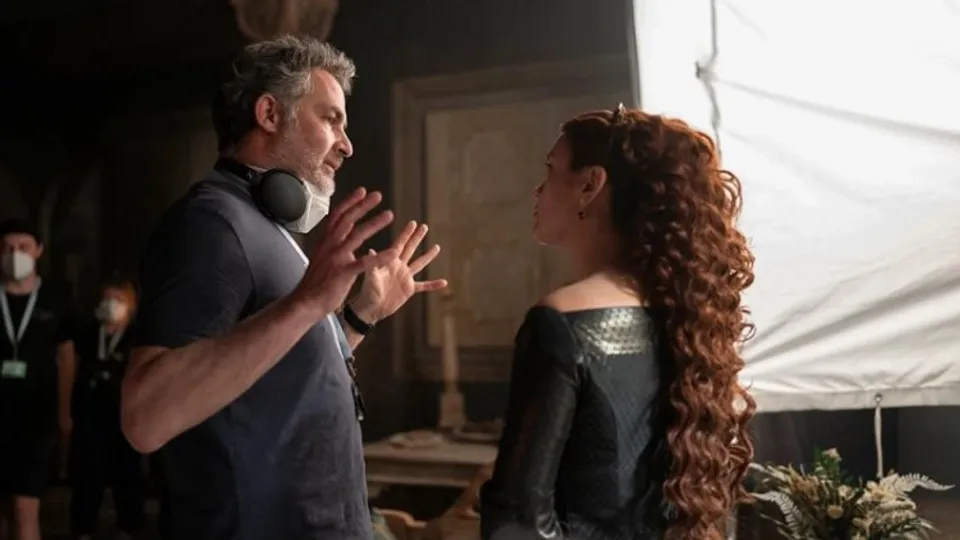Miguel Sapochnik on the sets of House of the Dragon