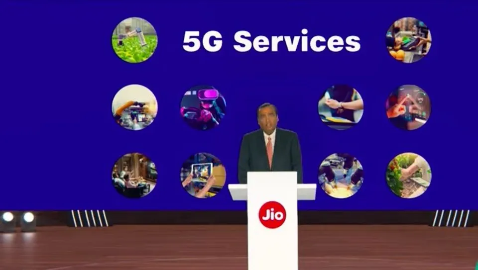 Mukesh Ambani addressing Reliance AGM