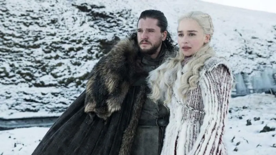 Actor Kit Harington and Emila Clarke from Game of Thrones