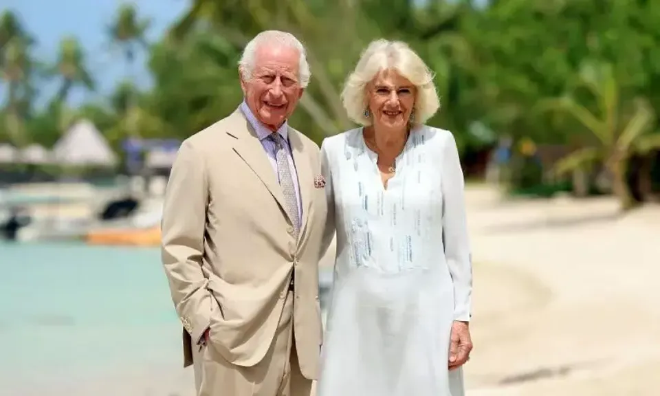 2417732-king-charles-and-queen-kamila