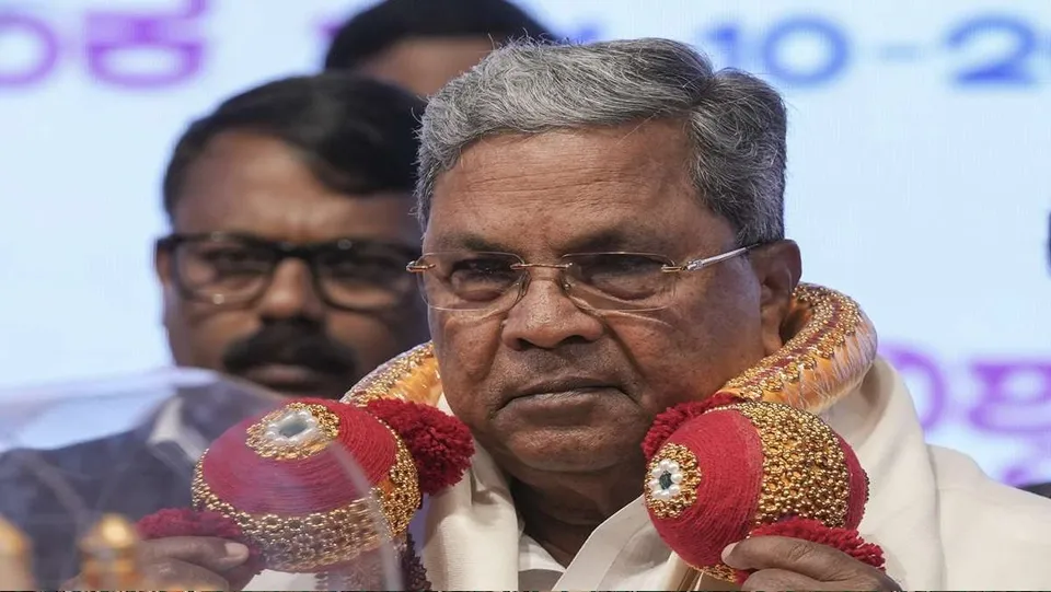 Lokayukta police summons Karnataka CM Siddaramaiah 