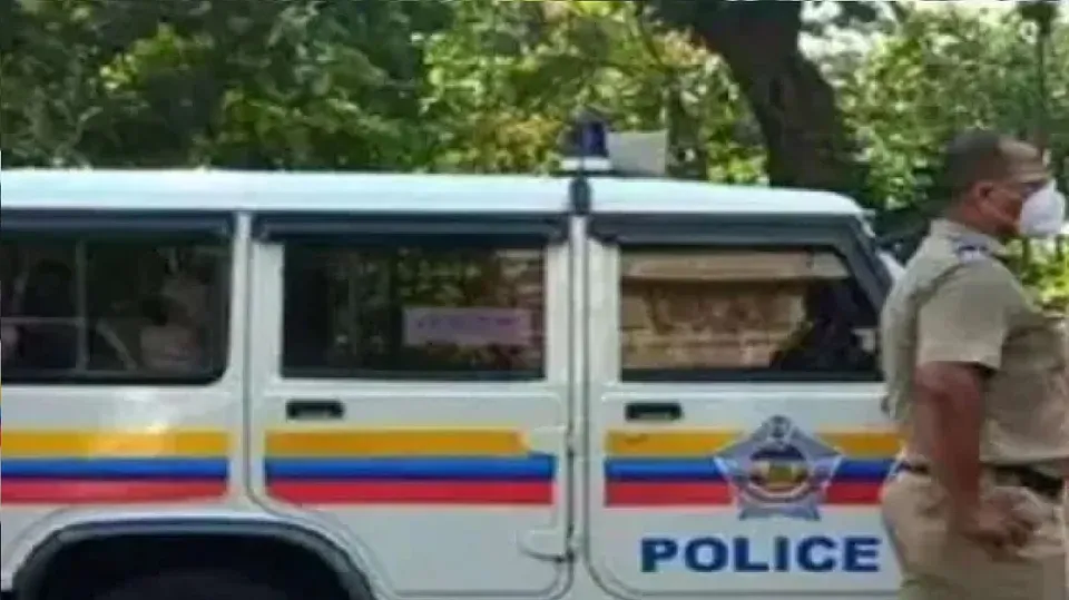 Rs 3.7 crore cash seized from van in Palghar amid Maharashtra poll code