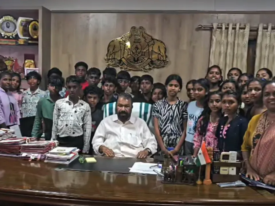 v sivankutty students from wayanad