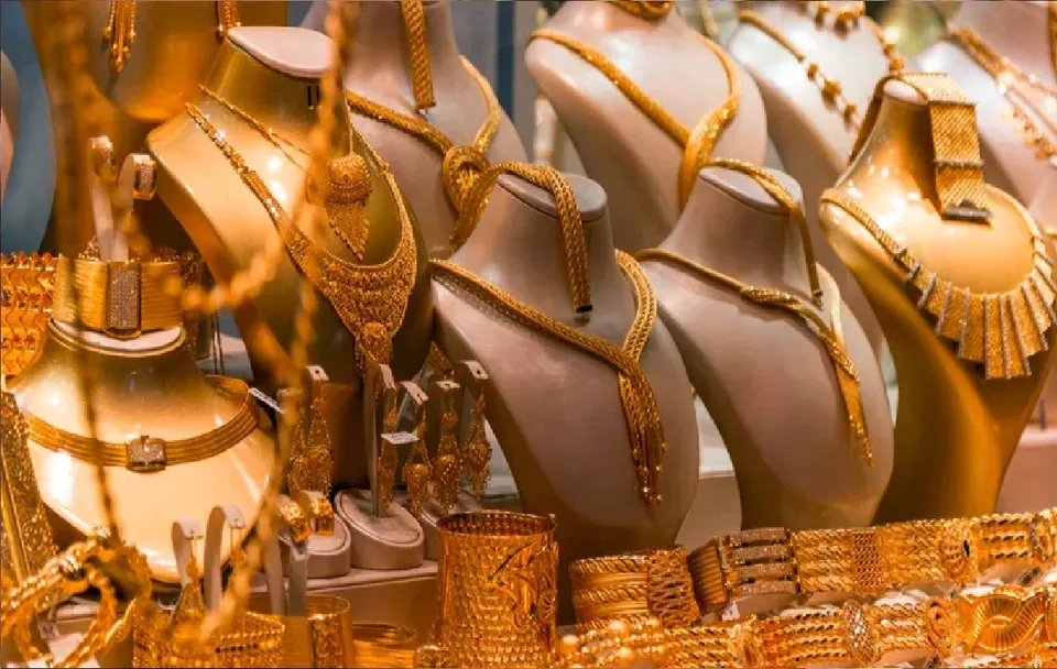 Gold prices: Trump’s criticism of US Fed chair adds to weak dollar, gold price rise