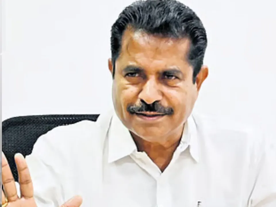 adoor prakash congress