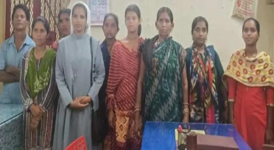 bhajarangdul workers tourcherd christian people