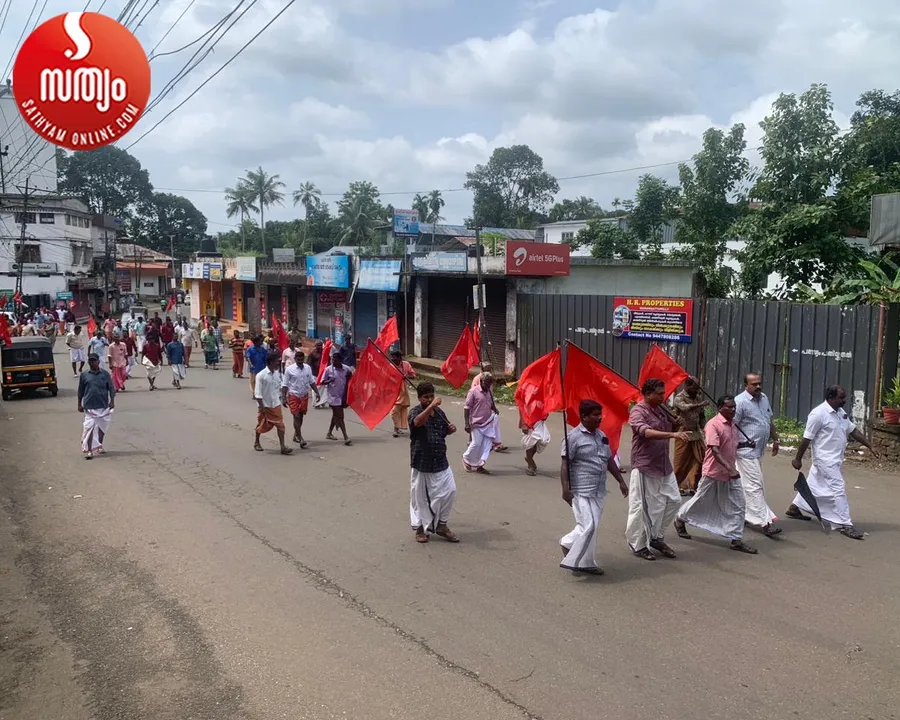 complete strike in marangattupilli