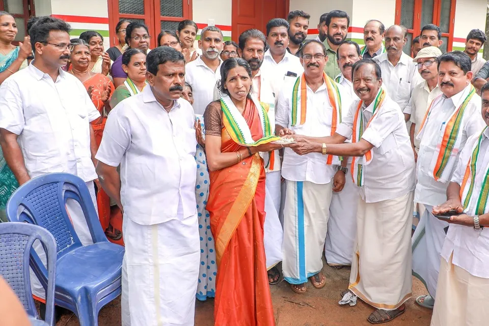 indiragandhi bhavan key handed over