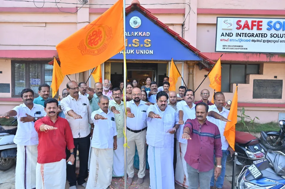 5128ce07-f925-4be4-b352-c951e400c251