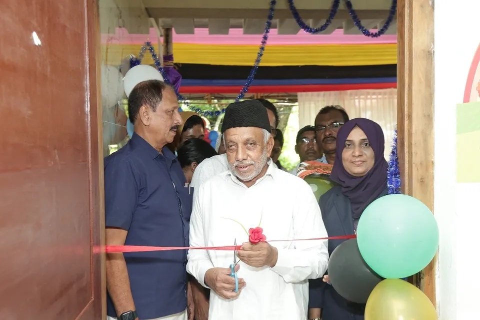 ponnai Untitledj.jpg