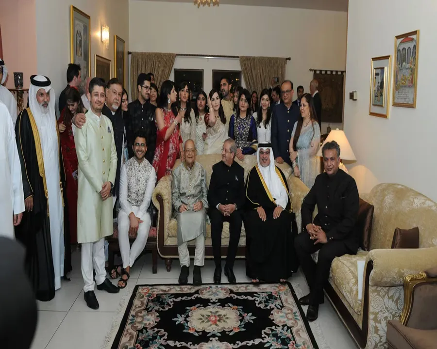 diwali bahrain prince.jpg