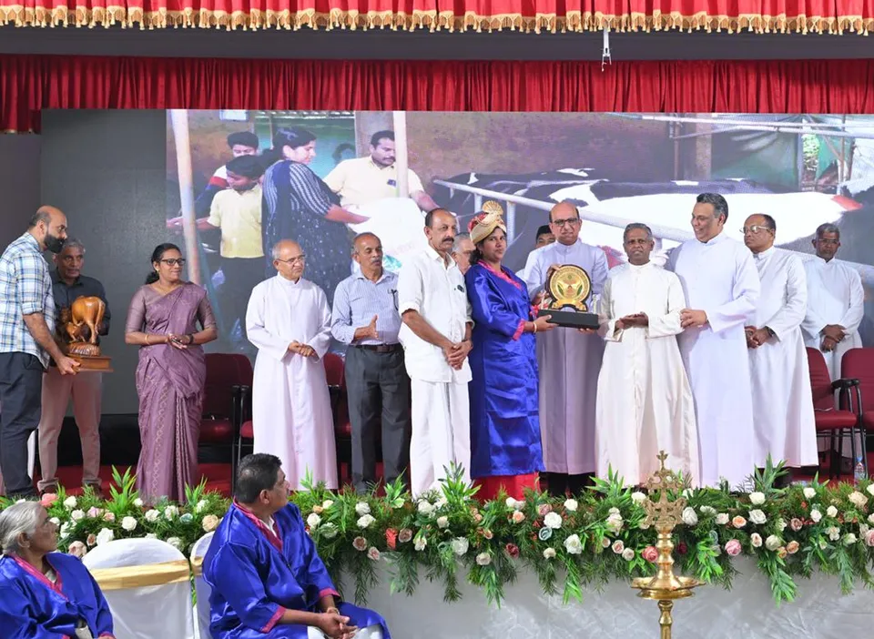 malanad karshakasree award