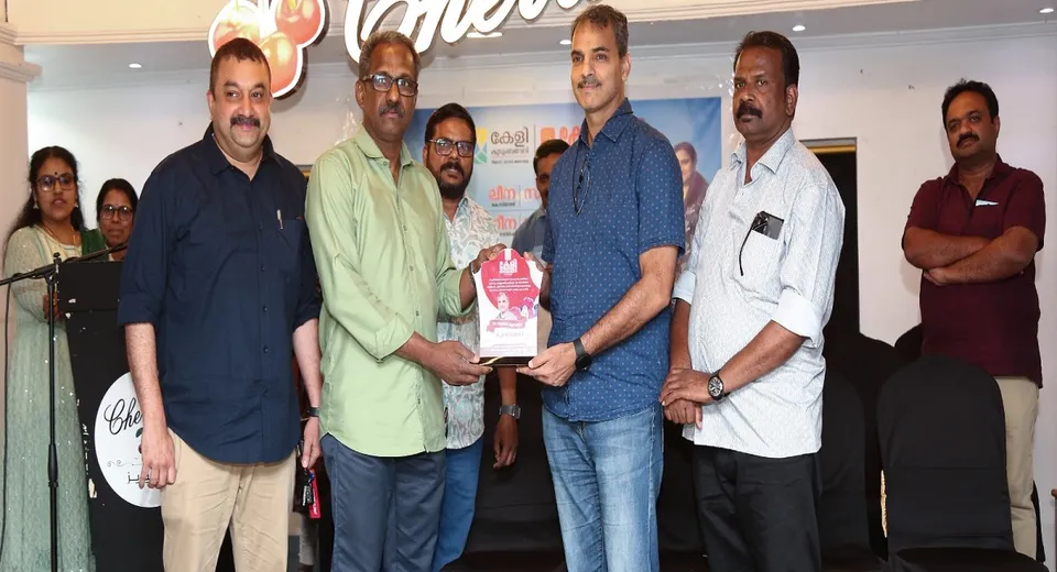 keli Untitledkalla.jpg