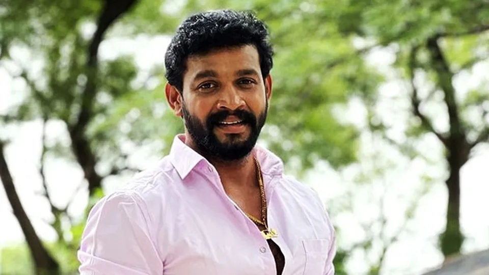 1424172-telugu-actor-chandu.jpg