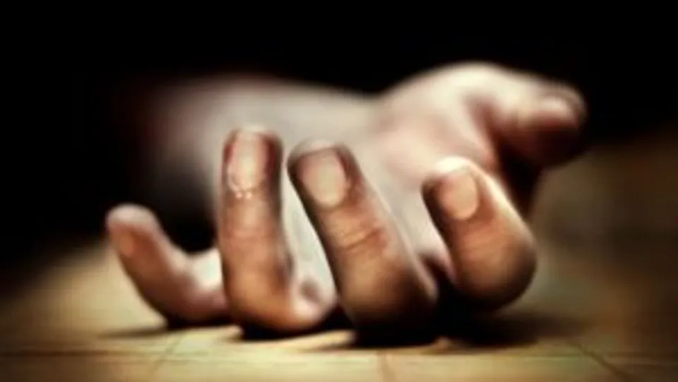 ആ​ന്ധ്രാ​പ്ര​ദേ​ശി​ലെ ചി​ന്ന​യ്യ​പാ​ല​ത്തില്‍ കാണാതായ കു​ട്ടി​ക​ളു​ടെ മൃ​ത​ദേ​ഹം ത​ടി​പ്പെ​ട്ടി​ക്കു​ള്ളി​ല്‍: ക​ളി​ക്കു​ന്ന​തി​നി​ടയില്‍ പെട്ടിക്കുള്ളില്‍ കയറിയ കു​ട്ടി​ക​ള്‍ ശ്വാ​സം മു​ട്ടി മ​രി​ച്ച​താ​കാ​മെന്ന്  പ്രാഥമിക നിഗമനം