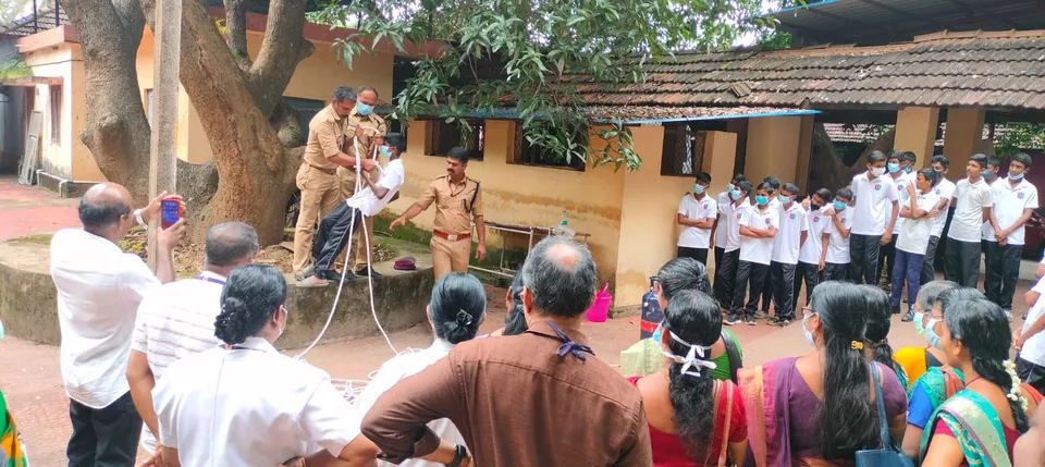 നെന്മാറ കമ്യൂണിറ്റി ഹെൽത്ത് സെന്ററിൻ്റെ ആഭിമുഖ്യത്തിൽ ദുരന്തനിവാരണ പരിശീലനം സംഘടിപ്പിച്ചു