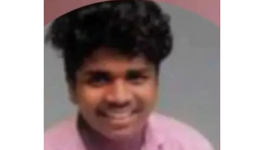 മുങ്ങിമരണം വര്‍ധിക്കുന്നു! ആലുവയില്‍ പാടത്ത് കളിക്കാനിറങ്ങിയ പതിനാലുകാരന്‍ മുങ്ങിമരിച്ചു; കോഴിക്കോട് സുഹൃത്തുക്കള്‍ക്കൊപ്പം കുളത്തില്‍ കുളിക്കാന്‍ ഇറങ്ങിയ വിദ്യാര്‍ത്ഥിക്കും ദാരുണാന്ത്യം