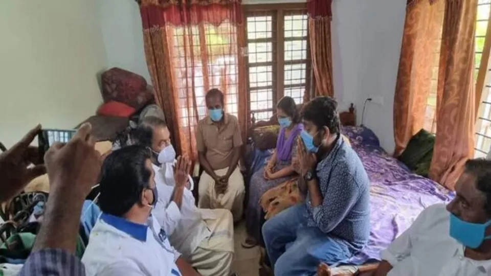 വിസ്മയക്ക് സംഭവിച്ചത് മറ്റാർക്കും സംഭവിക്കാൻ പാടില്ല; കുടുംബാംഗങ്ങളെ മന്ത്രി വി ശിവൻകുട്ടി സന്ദർശിച്ചു