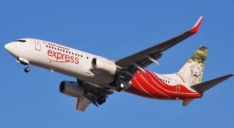 സാങ്കേതിക തകരാര്‍ ; സൗദിയില്‍ നിന്നും കരിപ്പൂര്‍ എത്തേണ്ട വിമാനം കൊച്ചിയിലിറക്കി