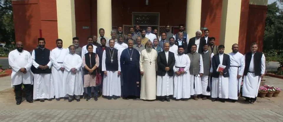 ഡൽഹിയിൽ സമാധാനം പുനഃസ്ഥാപിക്കാൻ ഡൽഹി പാസ്റ്റേഴ്‌സ് ഫെല്ലോഷിപ്പ് പ്രത്യേക പ്രാർഥന നടത്തി