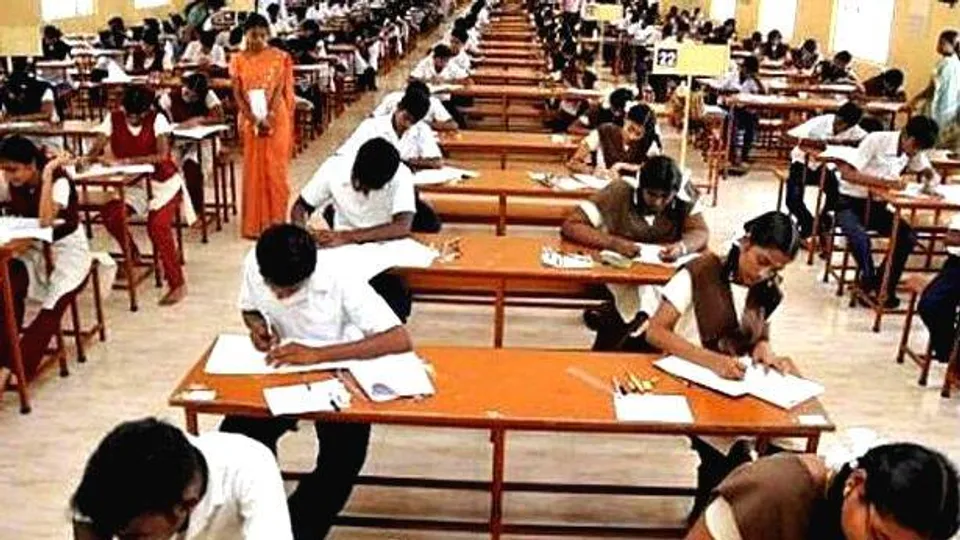 എസ്എസ്എൽസി പരീക്ഷ ഇന്ന് മുതൽ; നാല് ല​ക്ഷത്തിലേറെ കുട്ടികൾ പരീക്ഷ എഴുതും