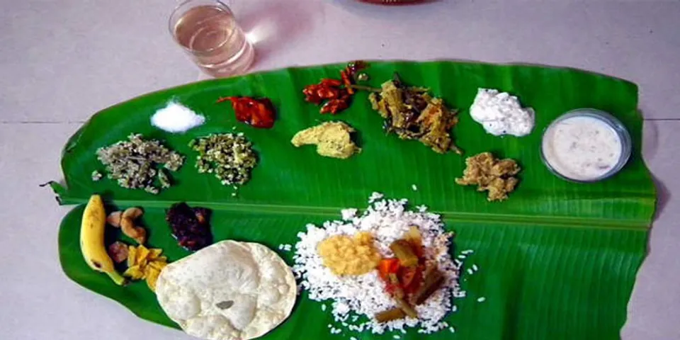 വീട്ടില്‍ സദ്യ ഒരുക്കുമ്പോള്‍ പായസവും പപ്പടവും പുളിശേരിയും എന്ന് വേണ്ട എല്ലാം കൊണ്ടും വിഭവ സമൃദ്ധം തന്നെയാണ്, ഓണ സദ്യ ഇങ്ങനെ കഴിക്കണം; ചിട്ടവട്ടങ്ങള്‍ ഇതാണ്