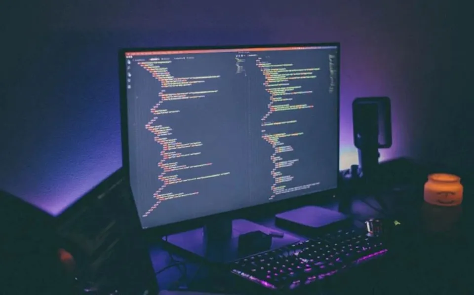 മിസ്ഡ് കോൾ, എസ്എംഎസ്, വാട്ട്‌സ്ആപ്പ് എന്നിവ കൂടാതെ നിങ്ങളുടെ ഫോൺ ഈ രീതിയിലും ഹാക്ക് ചെയ്യപ്പെടാം, അറിയേണ്ടതെല്ലാം