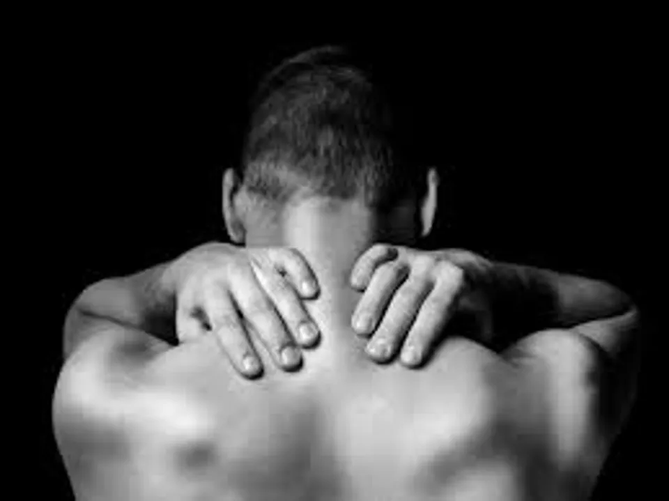 ഫ്രോസൺ ഷോൾഡർ എന്താണെന്ന് മനസ്സിലാക്കാം