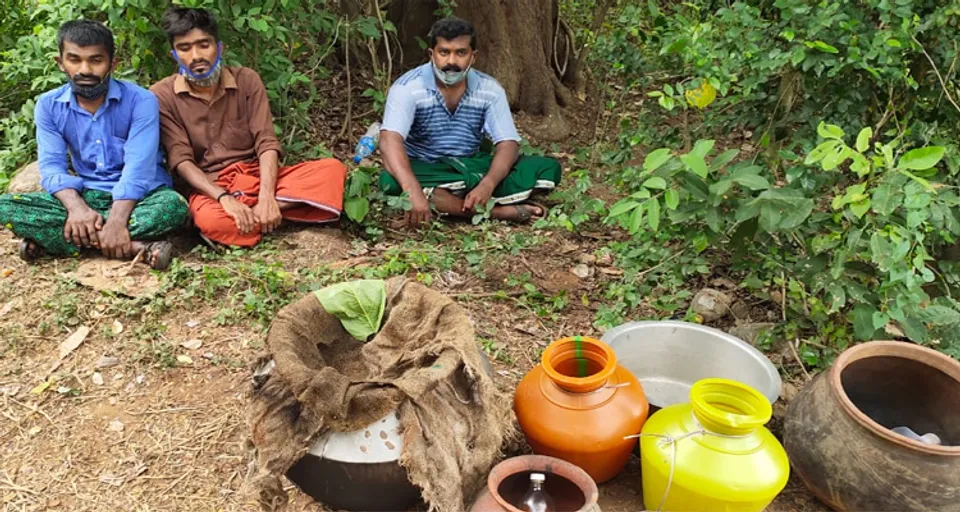 അകത്തേത്തറയിൽ നിന്ന് 1400 ലിറ്റർ വാഷ് പിടിച്ചു