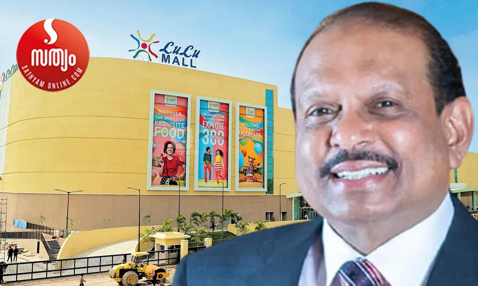 കോഴിക്കോട് കോര്‍പറേഷന്റെ തോട് പുറമ്പോക്ക് അടക്കമുള്ള ഭൂമി ലുലു കണ്‍വന്‍ഷന്‍ സെന്ററിന് വിട്ടു നല്‍കാന്‍ മന്ത്രിസഭാ തീരുമാനം ! ലുലുവിന്‍റെ 26 സെന്‍റിന് പകരമായി കോടികള്‍ വിലമതിക്കുന്ന കോര്‍പറേഷന്റെ 19 സെന്റ് പുറമ്പോക്ക് ഭൂമി വിട്ടു നല്‍കുന്നത് പൊതുതാല്‍പ്പര്യത്താലെന്ന് സര്‍ക്കാര്‍. പുറമ്പോക്ക് ഭൂമി പതിച്ചു നല്‍കുന്നത് നിയമങ്ങള്‍ മറികടന്ന്. ലുലു ഗ്രൂപ്പ് കണ്‍വന്‍ഷന്‍ സെന്റര്‍ തുടങ്ങുന്നതില്‍ എന്തു പൊതു താല്‍പര്യം ? ലുലുവിന്റെ കാര്യത്തില്‍ ഒന്നിച്ചു നിന്ന് ഭരണ-പ്രതിപക്ഷങ്ങള്‍ !