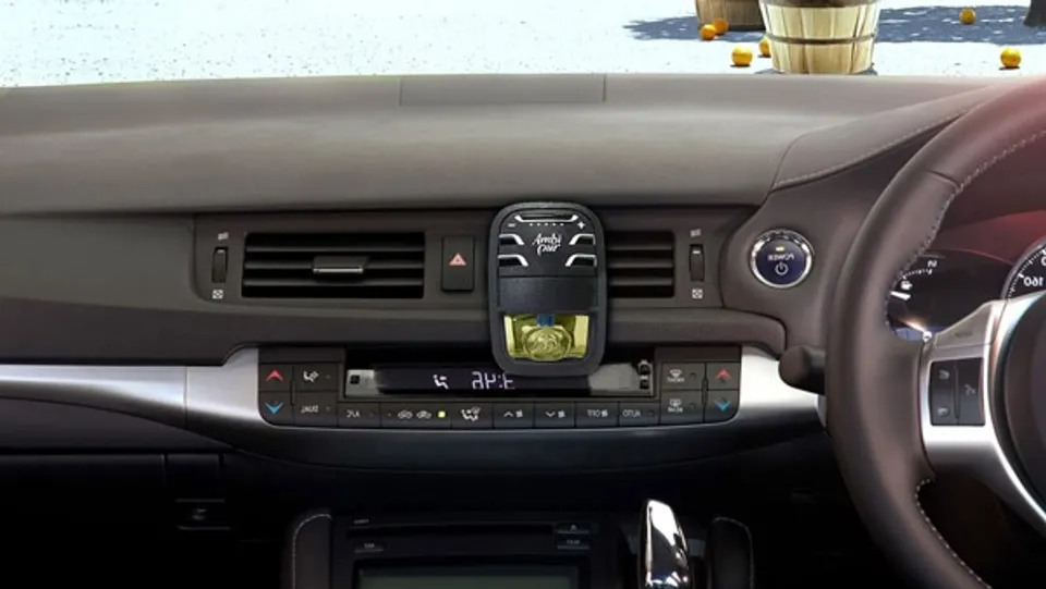 ഈ മഴക്കാലത്ത് നനഞ്ഞുകുഴഞ്ഞോ കാറിനകം? ;  അറിയാം കാര്‍ ഇന്‍റീരിയര്‍ ഉണക്കാൻ അഞ്ച് എളുപ്പവഴികള്‍