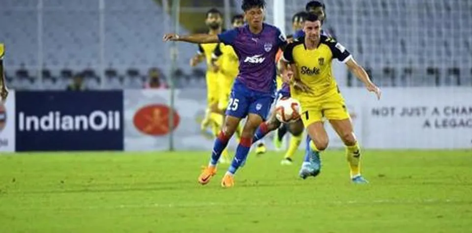 സെല്‍ഫ്‌ഗോള്‍ തുണച്ചു, ഹൈദരാബാദിനെ മറികടന്ന് ബെംഗളൂരു ഡ്യൂറന്‍ഡ് കപ്പ് ഫൈനലില്‍