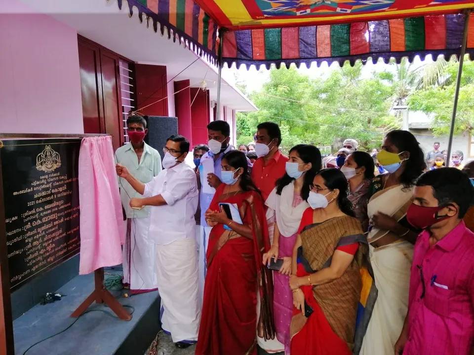 മുതലമട കോളനിയിലെ രണ്ട് യുവാക്കളുടെ തിരോധാനം ഉദ്ഘാടന വേദികളിലും ചർച്ചയാകുന്നു
