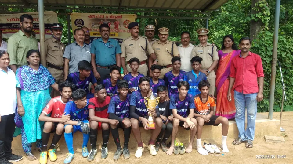 പാലാ പോലീസ് സബ്ഡിവിഷനിലെ 6 സ്കൂളുകളിൽ നിന്നുള്ള സ്റ്റുഡന്റ് പോലീസ് കേഡറ്റ് കുട്ടികളെ പങ്കെടുപ്പിച്ചുകൊണ്ട് നടന്ന ഫുട്ബോള്‍ മത്സരം ഫൈനലില്‍ കിടങ്ങൂർ സെന്‍റ് മേരീസ് എച്ച്എസ്എസ് ഇടമറ്റം കെടിജെഎംഎച്ച്എസിനെ തോല്‍പ്പിച്ച് ഒന്നാം സ്ഥാനം കരസ്ഥമാക്കി