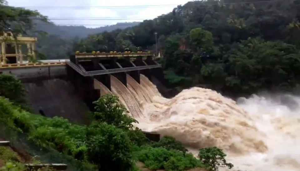 മഴ: കോണ്‍ഗ്രസ്സ്‌ പരിപാടികള്‍ മാറ്റിവച്ചു. പ്രവര്‍ത്തകര്‍ ദുരിതാശ്വാസ പ്രവര്‍ത്തനങ്ങള്‍ക്ക്‌ ഇറങ്ങണം - ഇടുക്കി ഡി സി സി