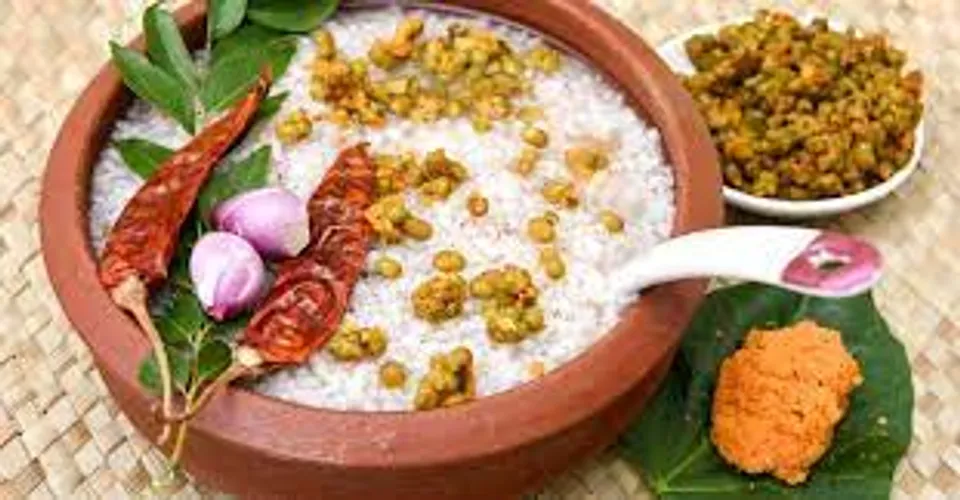 മഴക്കാലത്ത് പിന്തുടരേണ്ട ശരിയായ ഭക്ഷണക്രമം മനസ്സിലാക്കാം