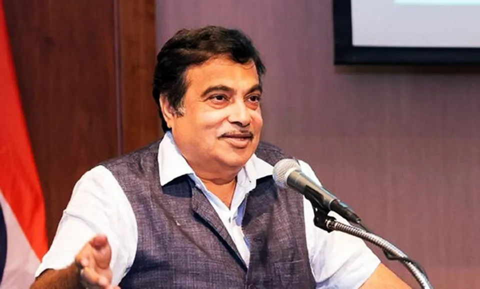 സര്‍ക്കാര്‍ ഡ്രൈവര്‍മാരില്‍ പലര്‍ക്കും കാഴ്ചയില്ലെന്നു ഗഡ്കരി