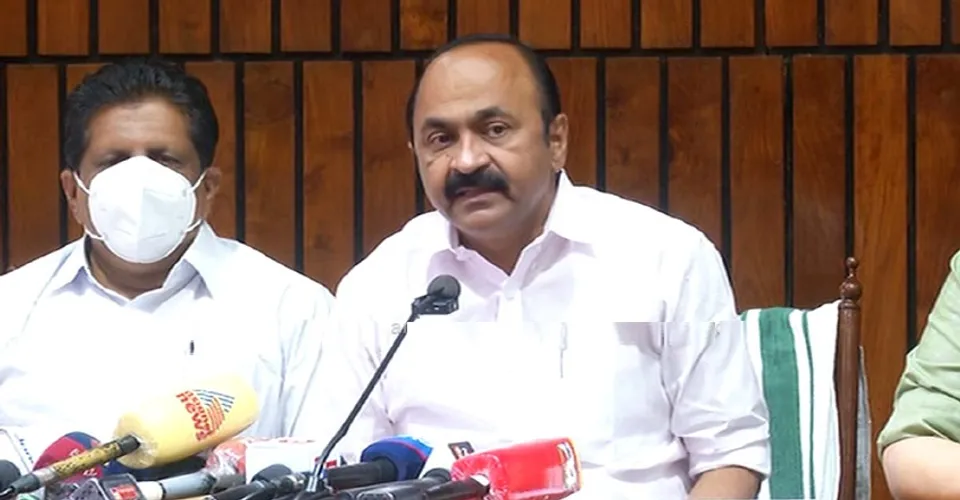 തന്റെ സുരക്ഷ കുറച്ചത് അറിഞ്ഞത് പത്രത്തിലൂടെ; ഇടിച്ച് താഴ്ത്താനാണ് ശ്രമമെങ്കിൽ നടക്കട്ടെ. സുരക്ഷയിൽ ചീഫ് വിപ്പിൻ്റെയും താഴെയായി പ്രതിപക്ഷ നേതാവ്, എങ്കിലും പരാതിയില്ല; ഔദ്യോഗിക വസതിയും കാറും ചോദിച്ചാല്‍ മടക്കി നല്‍കാന്‍ തയാറാണെന്നും പരിഹസിച്ച് വി.ഡി.സതീശൻ