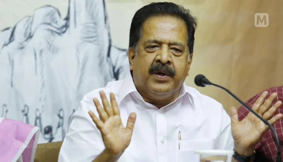 പി ആര്‍ കോലാഹലങ്ങള്‍ വിപരീത ഫലമുണ്ടാക്കി; കോവിഡ് 19 നിയന്ത്രണാധീധം, ടെസ്റ്റുകള്‍ നടത്താതെ രോഗവ്യാപനം മറച്ചുവെക്കുന്നു; സര്‍ക്കാര്‍ നടത്തുന്നത് ജനവഞ്ചനയെന്ന് രമേശ് ചെന്നിത്തല.