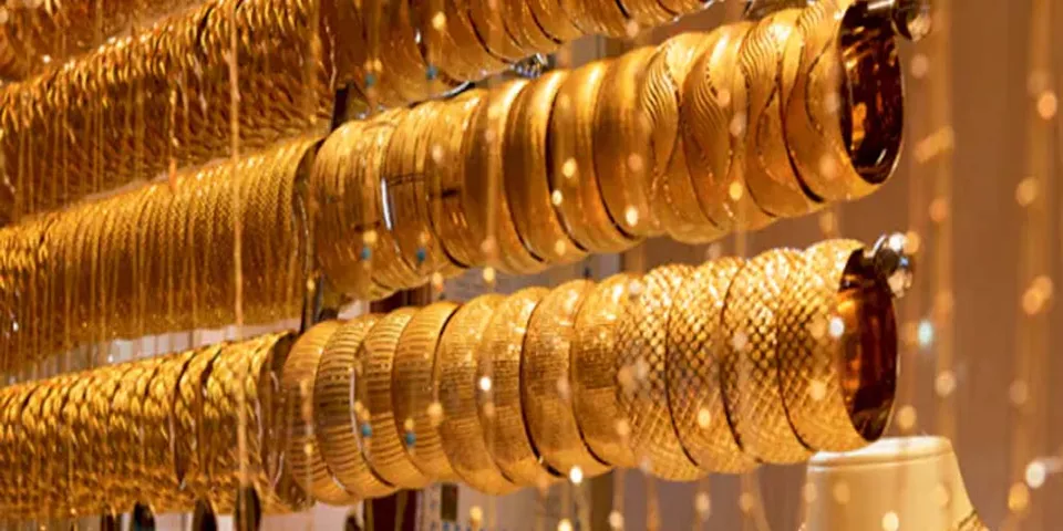 കല്യാണ്‍ ജൂവലേഴ്സ് 52 ആഴ്ചകളിലായി 52 ഷോറൂമുകള്‍ തുറക്കുന്നു ! അടുത്ത 12 മാസത്തിനുള്ളില്‍ ഇന്ത്യന്‍ റീട്ടെയ്ല്‍ സാന്നിദ്ധ്യം 30 ശതമാനം വര്‍ദ്ധിപ്പിക്കാന്‍ ലക്ഷ്യമിടുന്നു