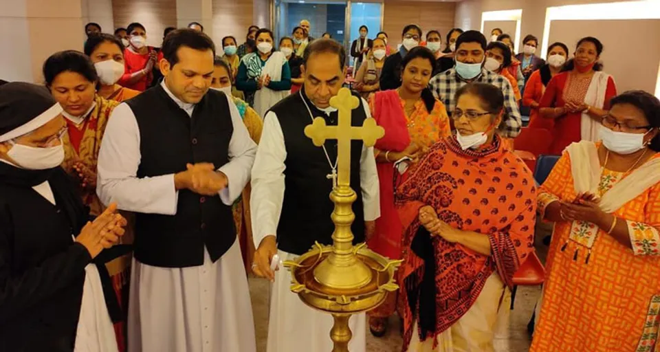 നേഴ്‌സസ് ഗിൽഡിന്റെ ഉദ്ഘാടനം ആർച്ച്ബിഷപ്പ് കുര്യാക്കോസ് ഭരണികുളങ്ങര നിർവ്വഹിച്ചു
