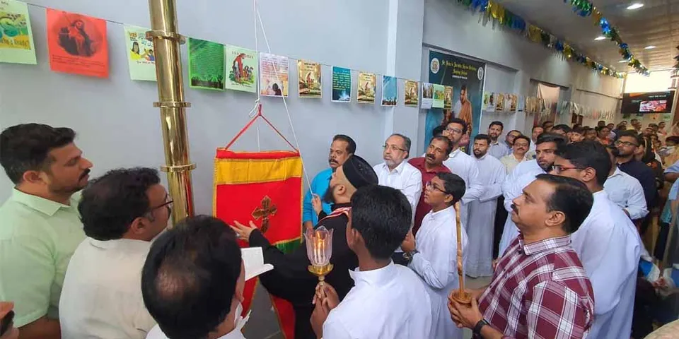 ബഹ്റൈൻ സെന്റ് പീറ്റേഴ്സ് യാക്കോബായ സുറിയാനി പള്ളിയിൽ ഇടവക പെരുന്നാളിന് കൊടിയേറി