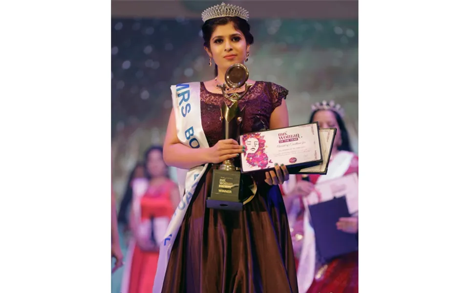 ശരീരഭാരം10 കിലോയോളം കുറച്ച് ഒരു മാസം കൊണ്ട് അനുപ നേടിയെടുത്തത് രണ്ട് കിരീടങ്ങൾ...