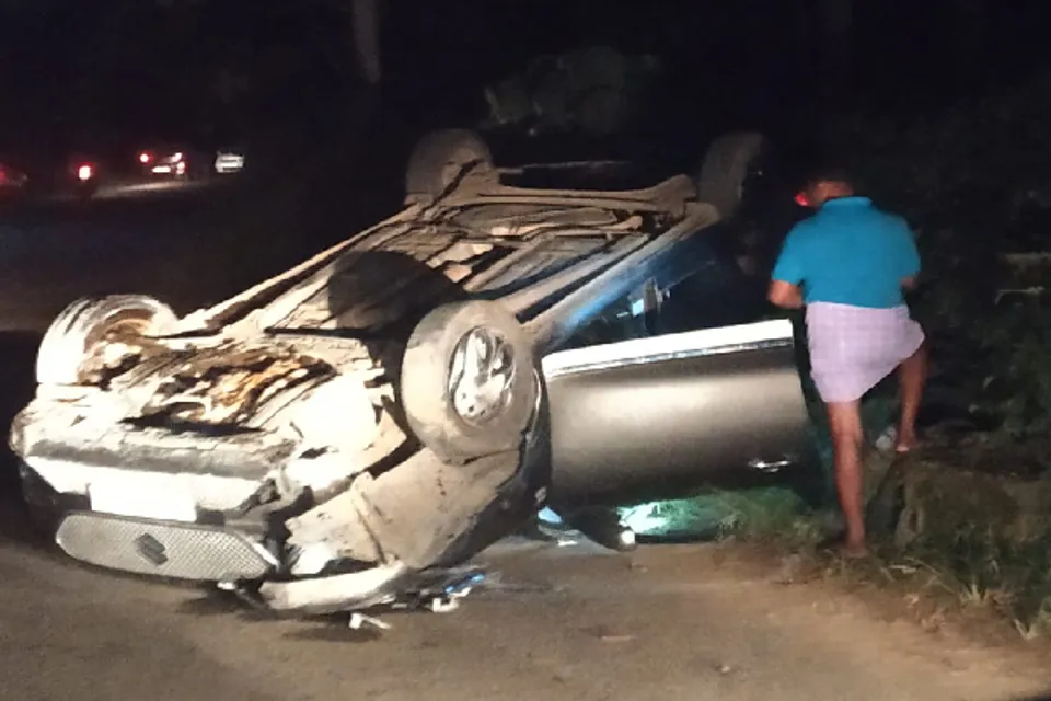 പാലാ വലവൂർ റോഡിൽ അല്ലപ്പാറയിൽ കാറപകടം;  രണ്ട് പേർക്ക് പരിക്കേറ്റു 